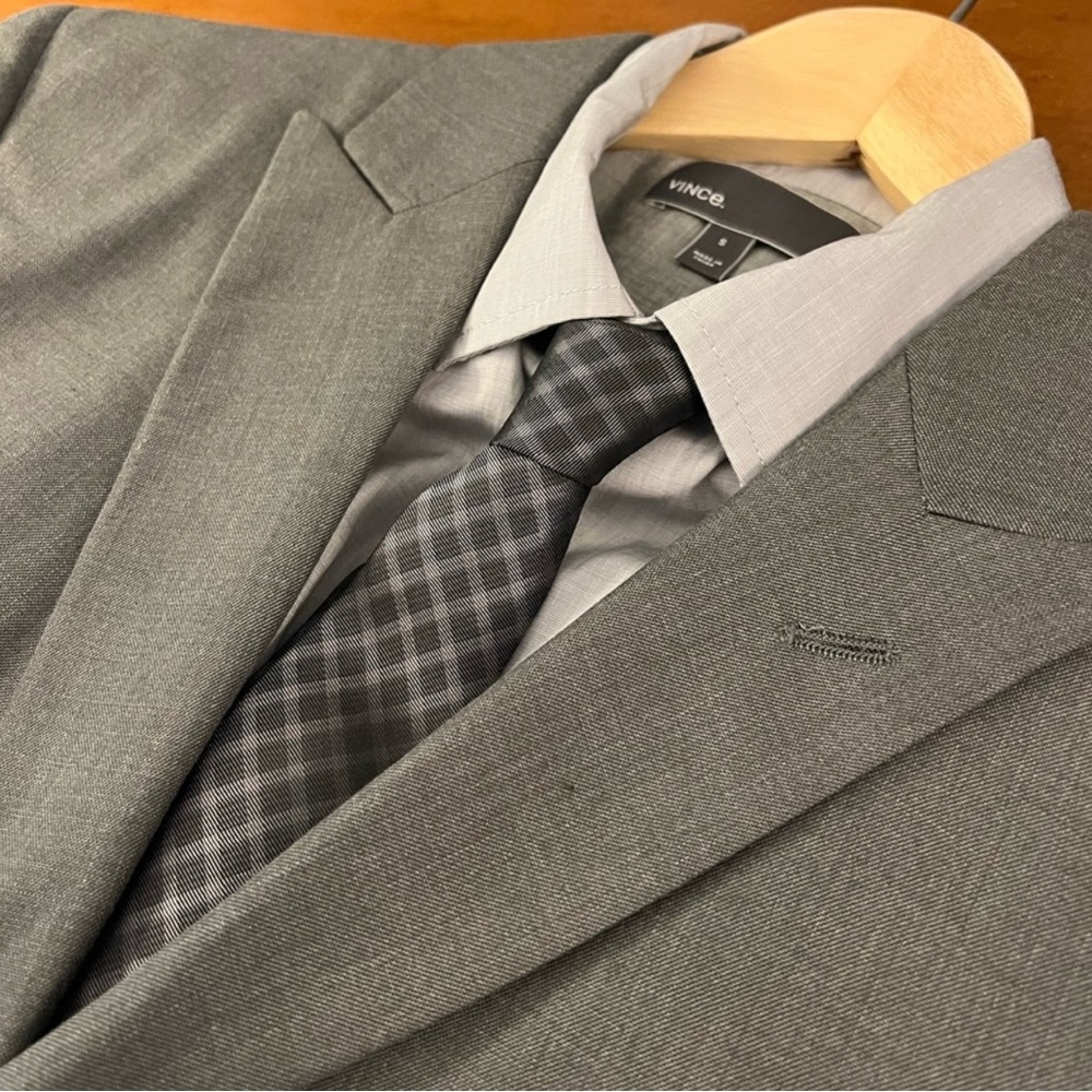 JF‎ J. Ferrar Gray 2-Piece Suit 42R 36x30 2-Button Double Vent